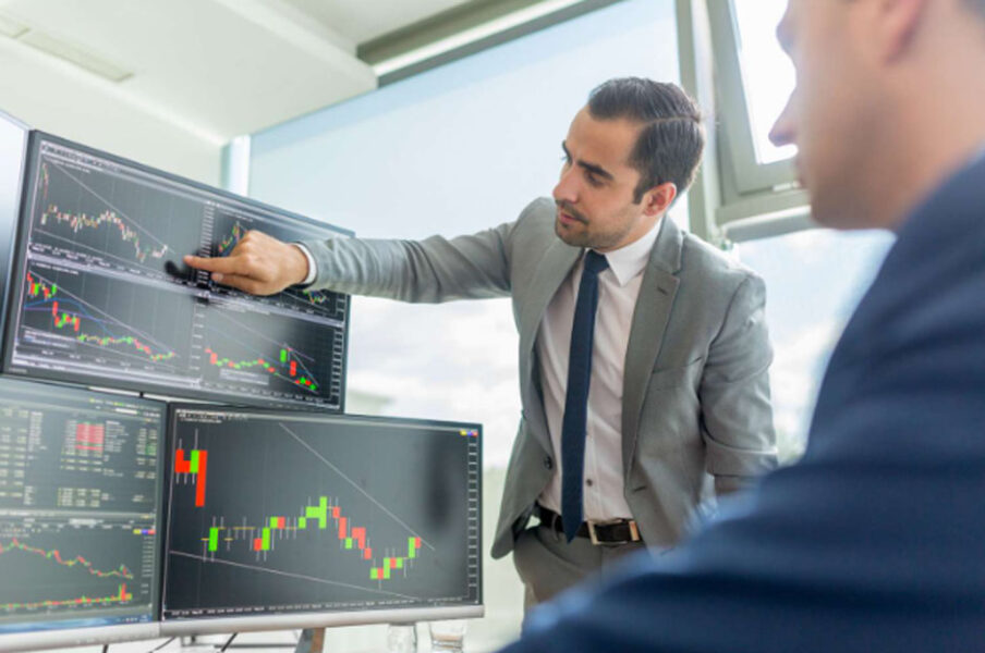 What is the Impact of Immediate Momentum on Stock Market Turning Points?