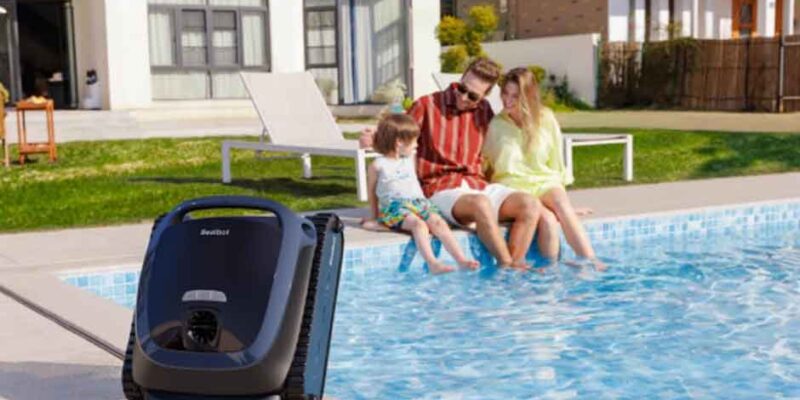Robot Pool Cleaner Guide: The Ultimate Guide to the Best Robot Pool Cleaners – Features, Performance, and Value