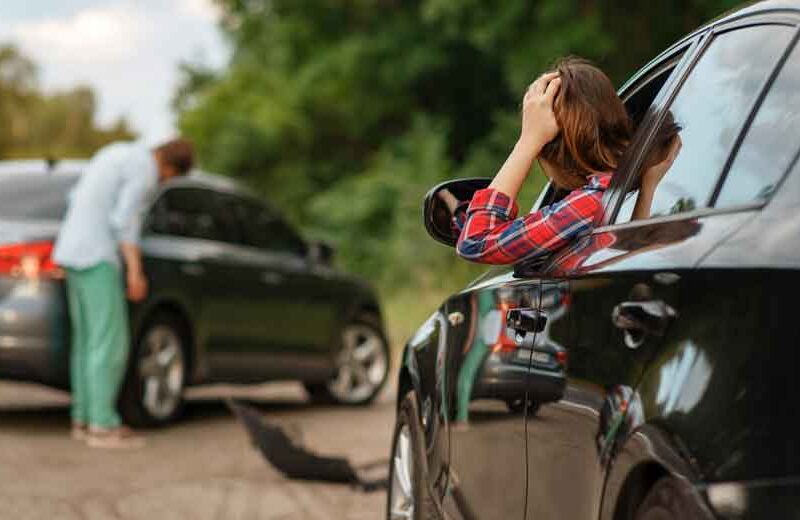 How-Auto-Accident-Lawyers-Negotiate-with-Insurance-Companies