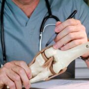 Questions-to-Ask-Your-Surgeon-Before-Knee-Replacement-Surgery