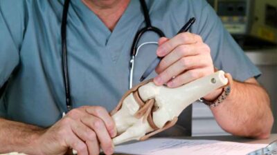 Questions-to-Ask-Your-Surgeon-Before-Knee-Replacement-Surgery