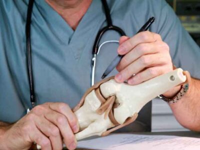 Questions-to-Ask-Your-Surgeon-Before-Knee-Replacement-Surgery