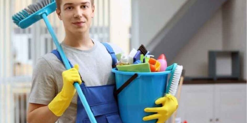 Commercial-vs.-Household-Cleaning-Products-What’s-the-Real-Difference