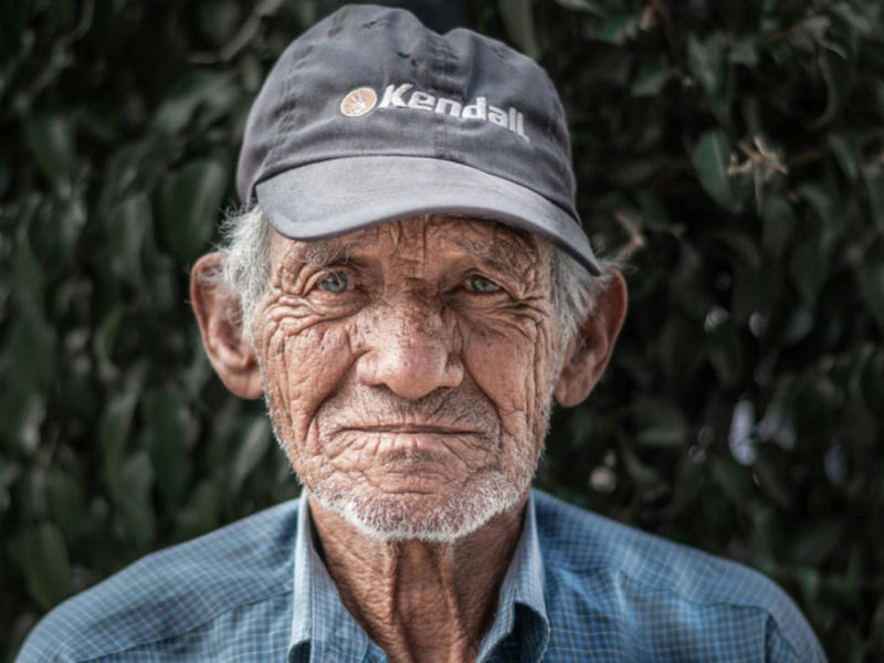 5 Steps to Help a Loved One Transition to Senior Living